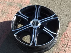 Adenak Hurricane Sports. 4.0x12", 4x100, ET40 ����