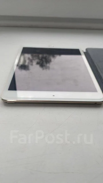 Apple iPad Mini 4 ����
