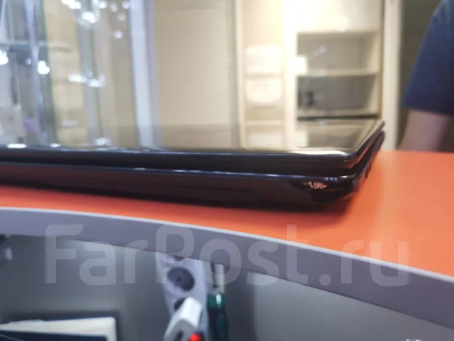 Packard Bell EasyNote. 15.6", 1 900����, ��� 256 �� � ������, WiFi: 1, Bluetooth: 1, ����������� �� 1��. ����