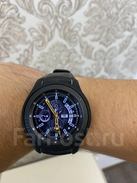 Samsung Galaxy Watch ����