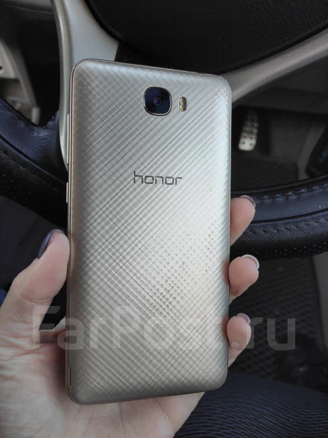 Honor 4C Pro. �/� ����