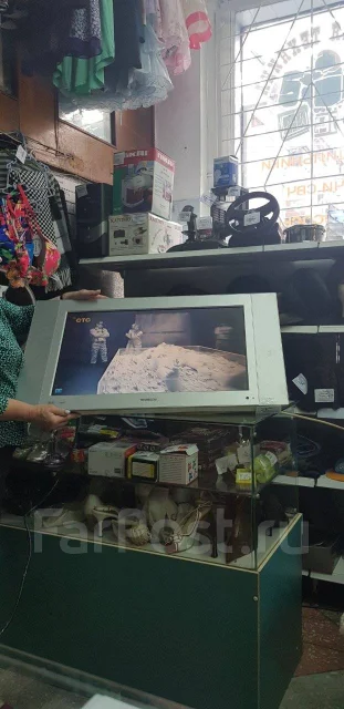 Thomson. LCD (��) ����