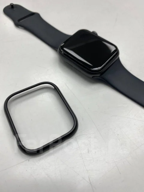Apple Watch Series 5. GPS, IP68 ����