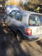 Nissan March ����