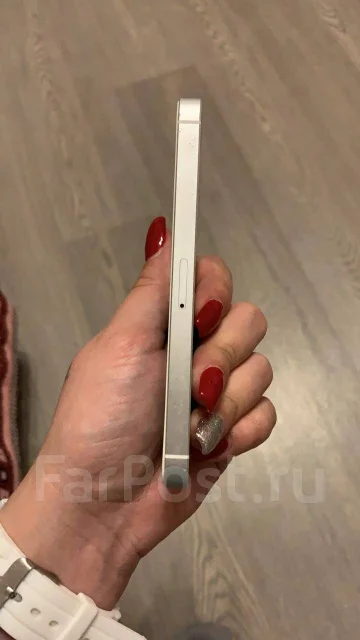 Apple iPhone SE. �/�, �����������, 3G, 4G LTE ����