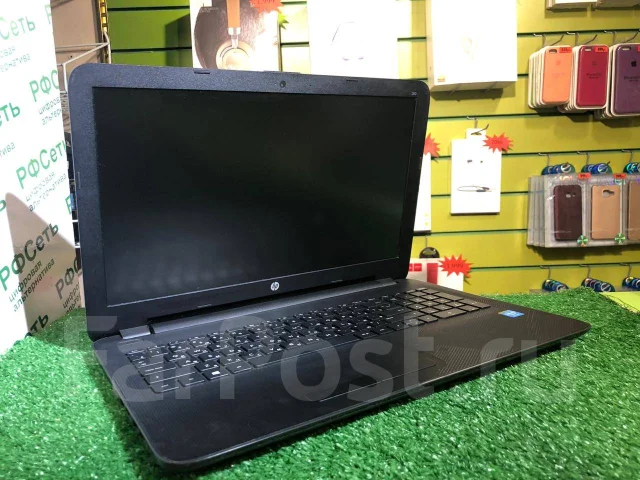 HP 250 G4. 15.6", 1 600����, ��� 4 ��, ���� 320���, WiFi: 1, Bluetooth: 1, ����������� �� 2��. ����
