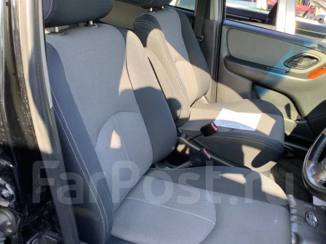 Mazda Tribute. EPFW, AJ ����