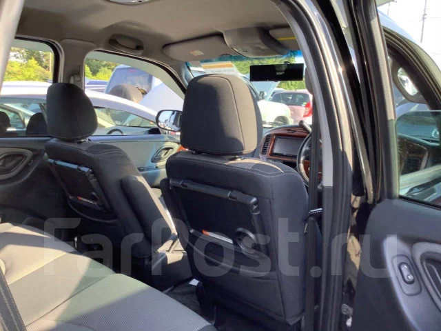 Mazda Tribute. EPFW, AJ ����