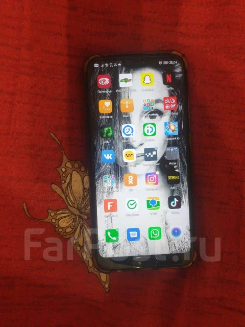 Honor 10. �/�, �����, 3G, 4G LTE, Dual-SIM, NFC ����