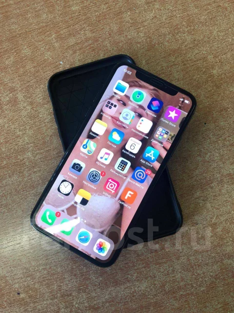 Apple iPhone X. �/�, �����, 3G, 4G LTE, ����������, NFC ����