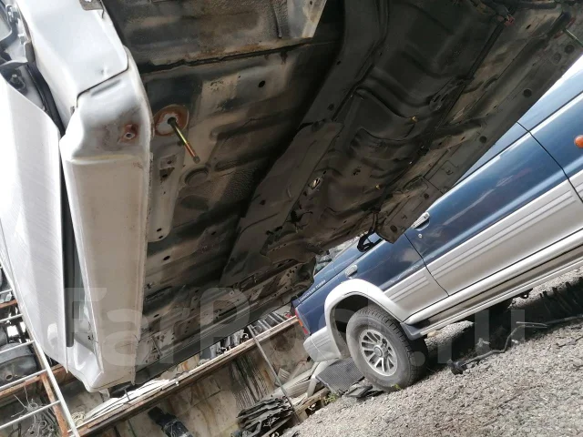 ����� Mitsubishi Pajero V25 ����