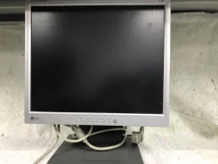 LG. 17" ����
