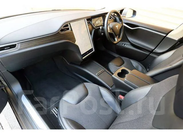 Tesla Model S. ��������, ��������, 100.0 (70��.�.), ������, 23 687����. ��, �/�. ��� ����� �� ������������ ����