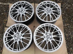 OZ Racing Botticelli. 8.0x17", 5x112, ET48 ����