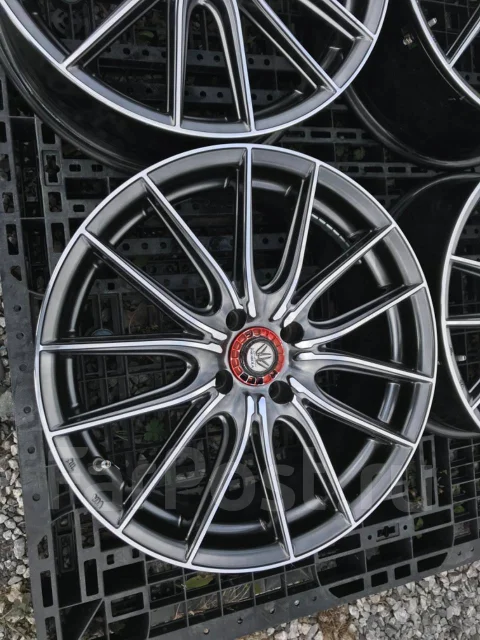 BADX Loxarny Parabola. 7.0x17", 4x100, ET45, �� 72���. ����