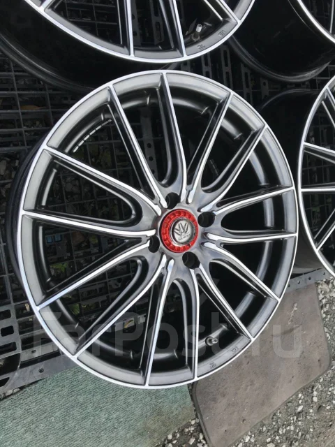 BADX Loxarny Parabola. 7.0x17", 4x100, ET45, �� 72���. ����