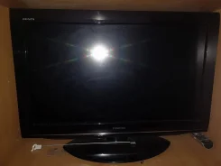 Toshiba. LCD (��) ����