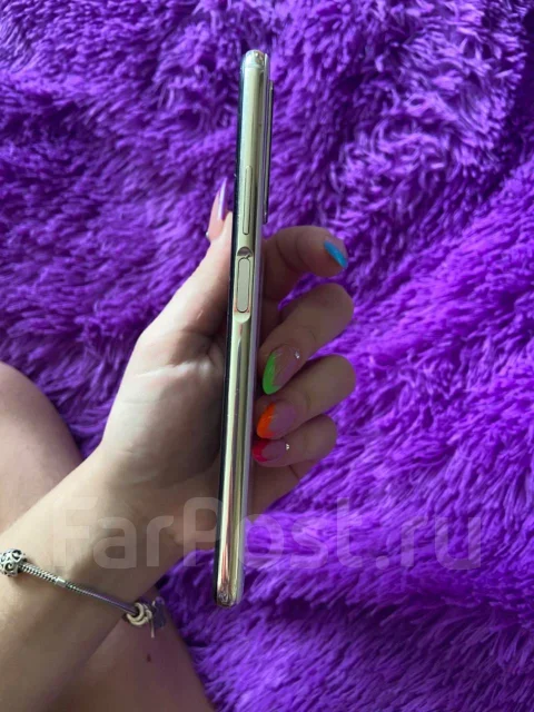 Honor 20. �/�, �����, 4G LTE, Dual-SIM, NFC ����