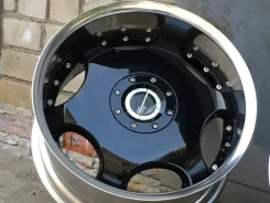 Spirit Racing. 8.0/9.0x18", 4x114.3, 5x114.3, ET41/40 ����