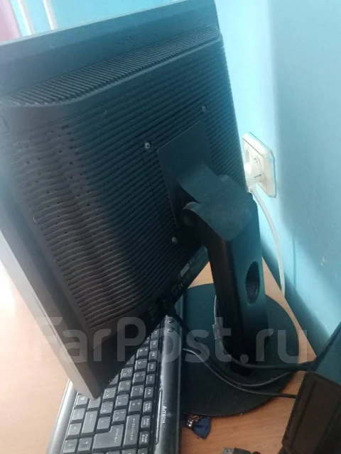 Sony. 13" ����