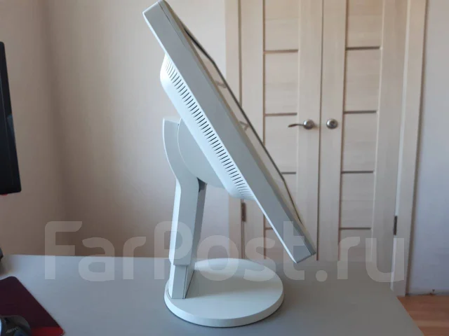 NEC. 19" ����