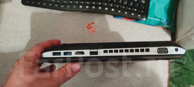 Asus N46JV. 14", 2 400����, ��� 8 ��, ���� 256���, WiFi: 1, Bluetooth: 1, ����������� �� 1��. ����