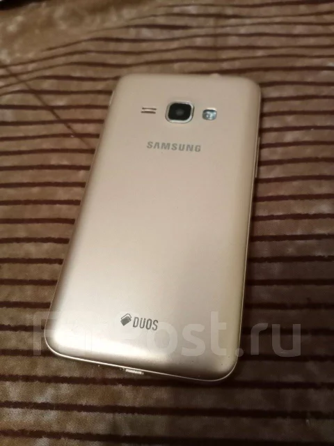 Samsung Galaxy J1. �/� ����
