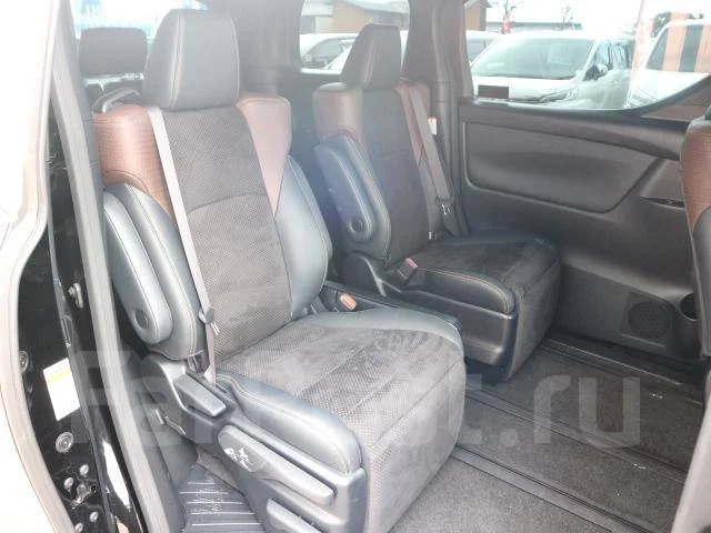 Toyota Alphard. �������, ��������, 2.5, ������. ��� ����� �� ������������ ����