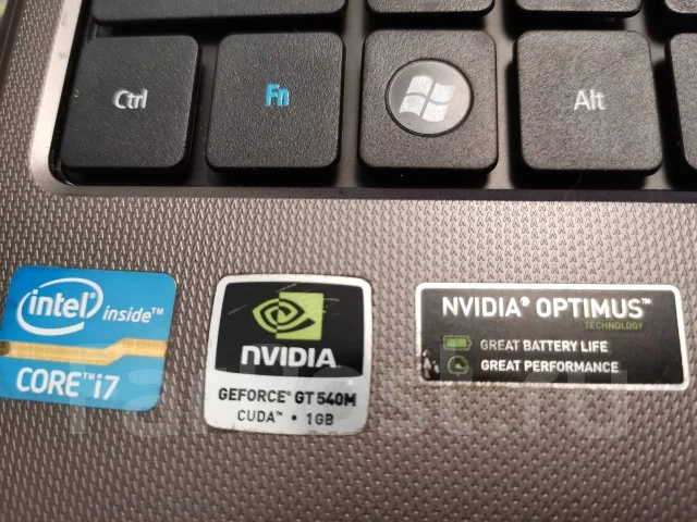 Acer Aspire 5750G. 15.6", 2����, ��� 8 ��, ���� 640���, WiFi: 1, Bluetooth: 1, ����������� �� 4��. ����