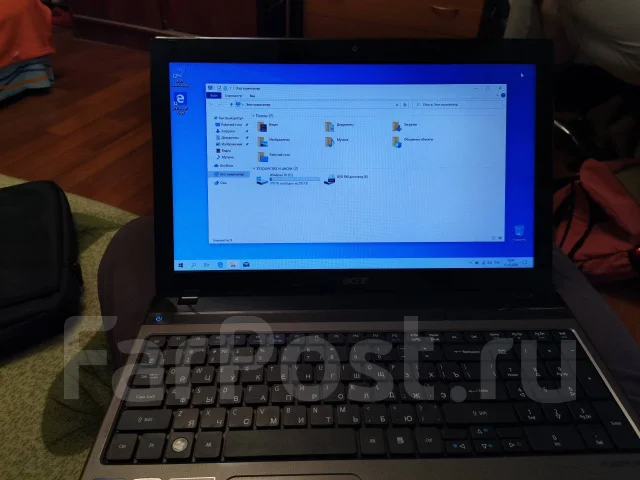 Acer Aspire 5750G. 15.6", 2����, ��� 8 ��, ���� 640���, WiFi: 1, Bluetooth: 1, ����������� �� 4��. ����