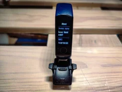 Honor Band 4. IP67 ����