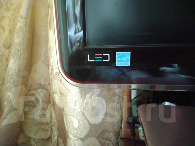 Samsung. 23.5" ����