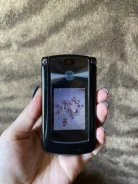 Motorola RAZR2 V8. �/� ����