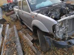 Nissan NP300 ����