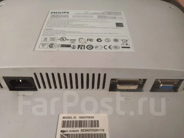 Philips. 19" ����