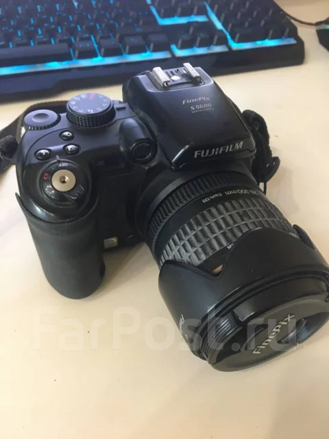 Fujifilm FinePix S9600. 9 - 9.9 ��, ���: 10� ����