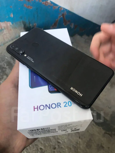 Honor 20S. �/�, ������, 3G, 4G LTE, Dual-SIM, ����������, NFC ����