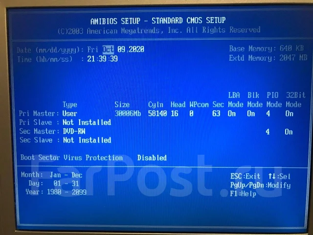 Hasee. 14.1", 2����, ��� 2048 ��, ���� 30���, ����������� �� 1��. ����