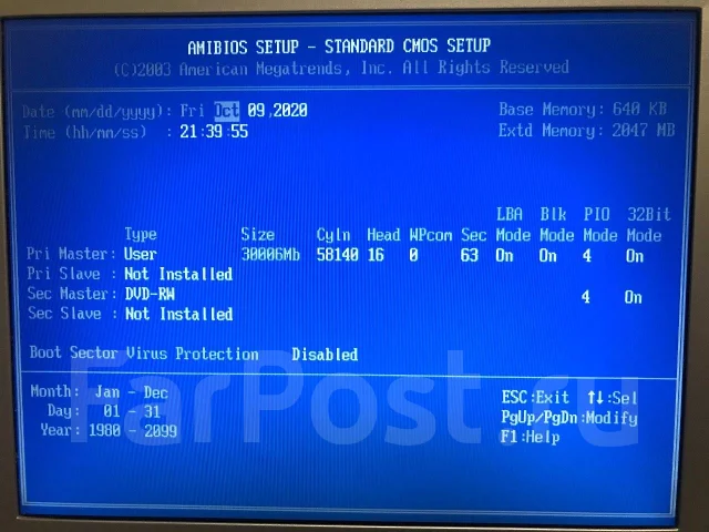 Hasee. 14.1", 2����, ��� 2048 ��, ���� 30���, ����������� �� 1��. ����