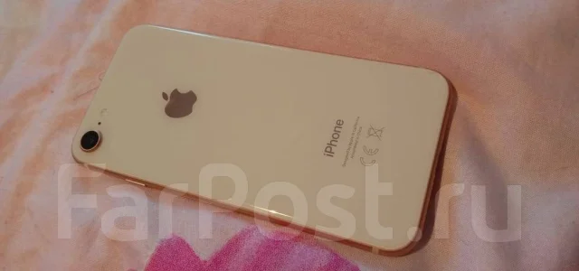 Apple iPhone 8. �/�, 3G, 4G LTE, NFC ����