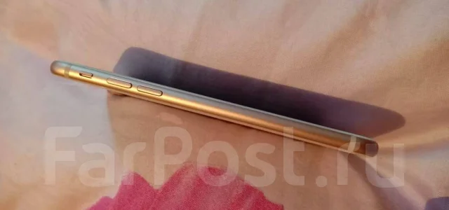 Apple iPhone 8. �/�, 3G, 4G LTE, NFC ����