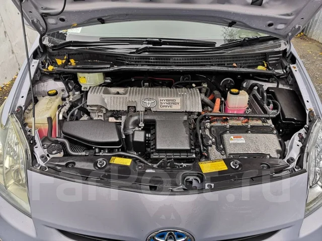 Toyota Prius. ZVW30, 2ZRFXE ����