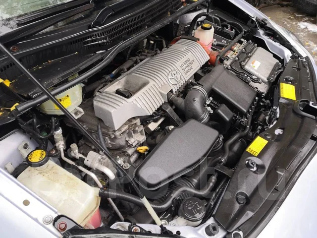 Toyota Prius. ZVW30, 2ZRFXE ����