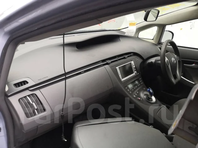Toyota Prius. ZVW30, 2ZRFXE ����