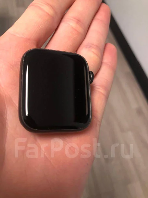 Apple Watch Series 5. GPS, NFC, SIM-����� ����