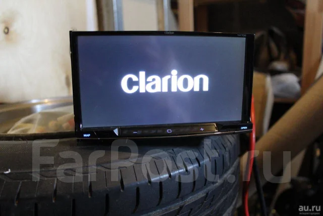 Clarion NX702 ����