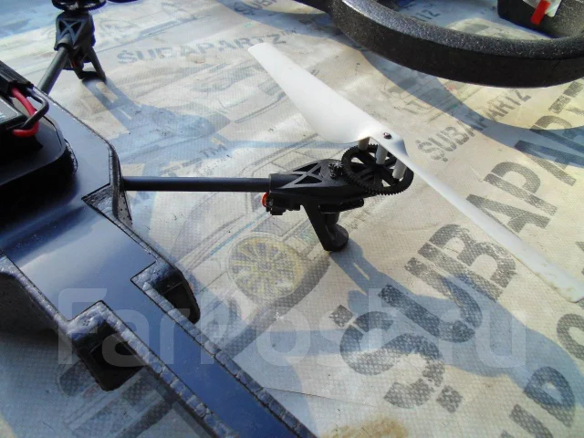Parrot AR.Drone 2.0. � ������� ����