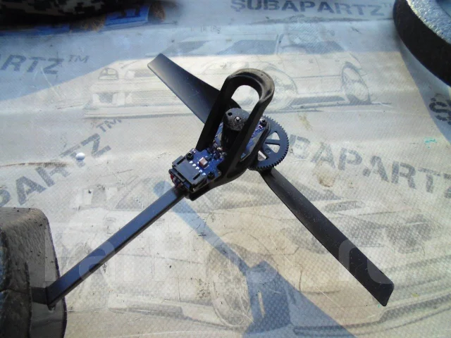Parrot AR.Drone 2.0. � ������� ����