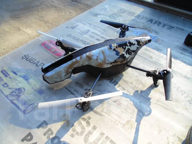 Parrot AR.Drone 2.0. � ������� ����