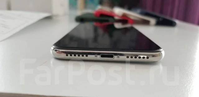 Apple iPhone X. �/�, �����������, 4G LTE, ����������, NFC ����